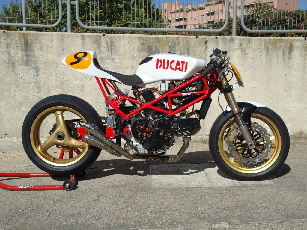 Radical Ducati's "9½ Radical" custom motorcycle