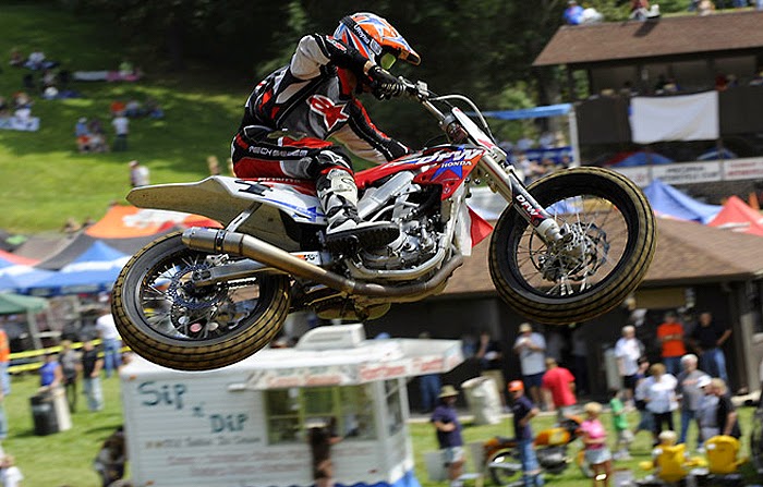 Peoria TT :: Flat Track with a little extra spice