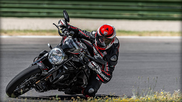 Ducati Monster 1200 R in black