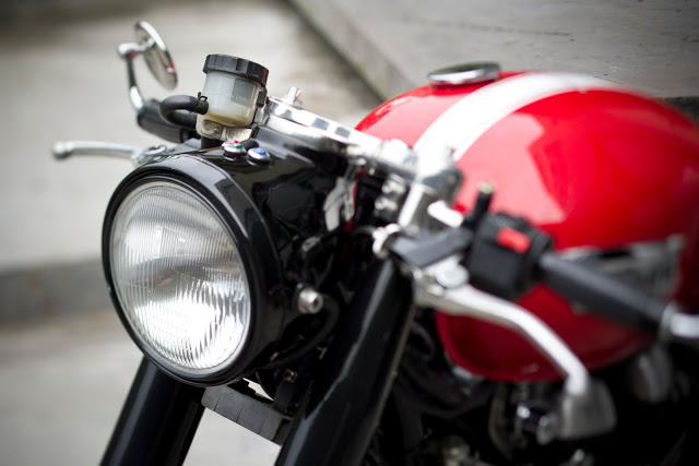 Benjie’s Cafe Racer :: accessories for Triumph modern classics