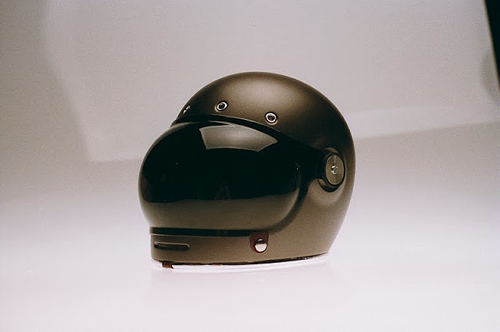 Bullitt Helmet Concept by Chad Hodge