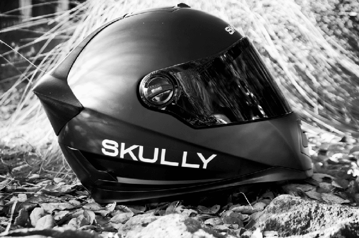 Heads Up Display Motorcycle Helmets by Skully