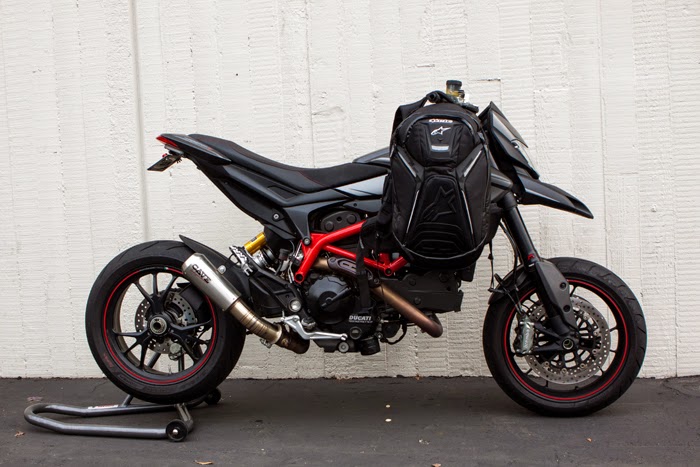 Supermoto backpack outlet