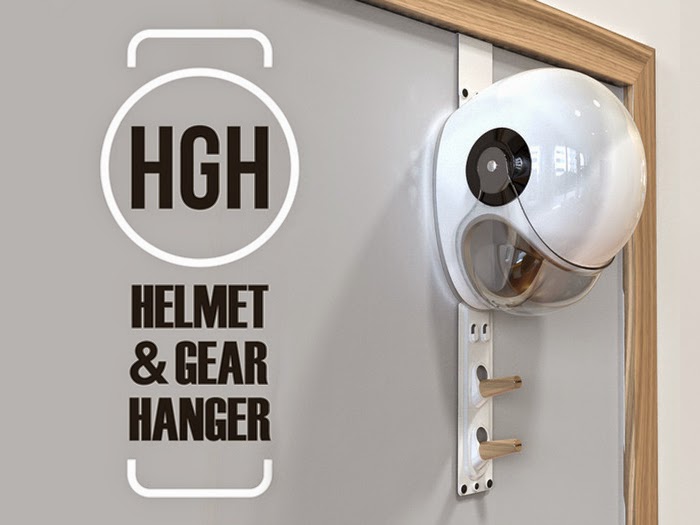 Product Review :: The Helmet and Gear Hanger by Ellaspede