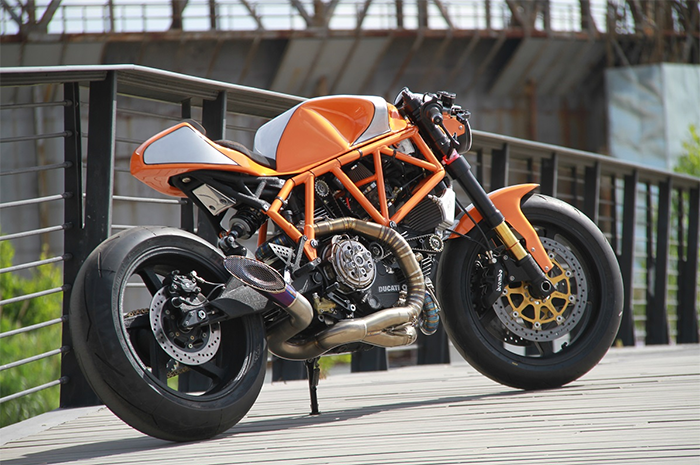 ducati 900ss cafe racer