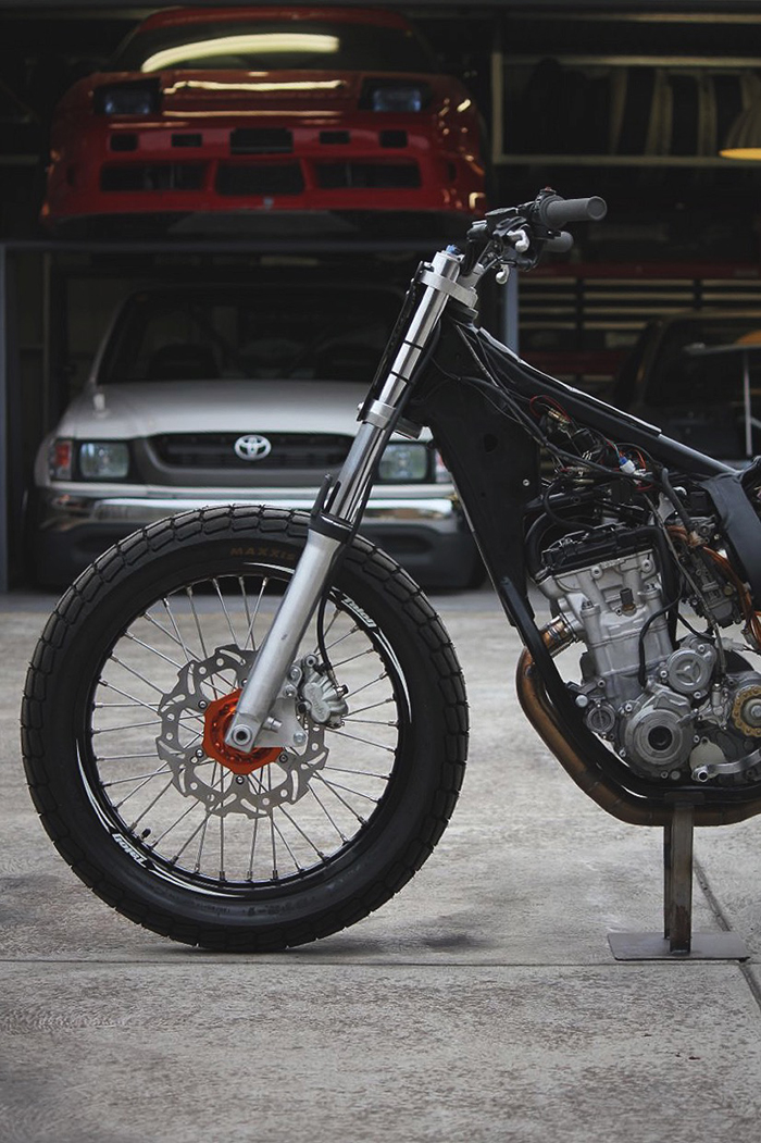 KTM 250 EXC-F cafe racer