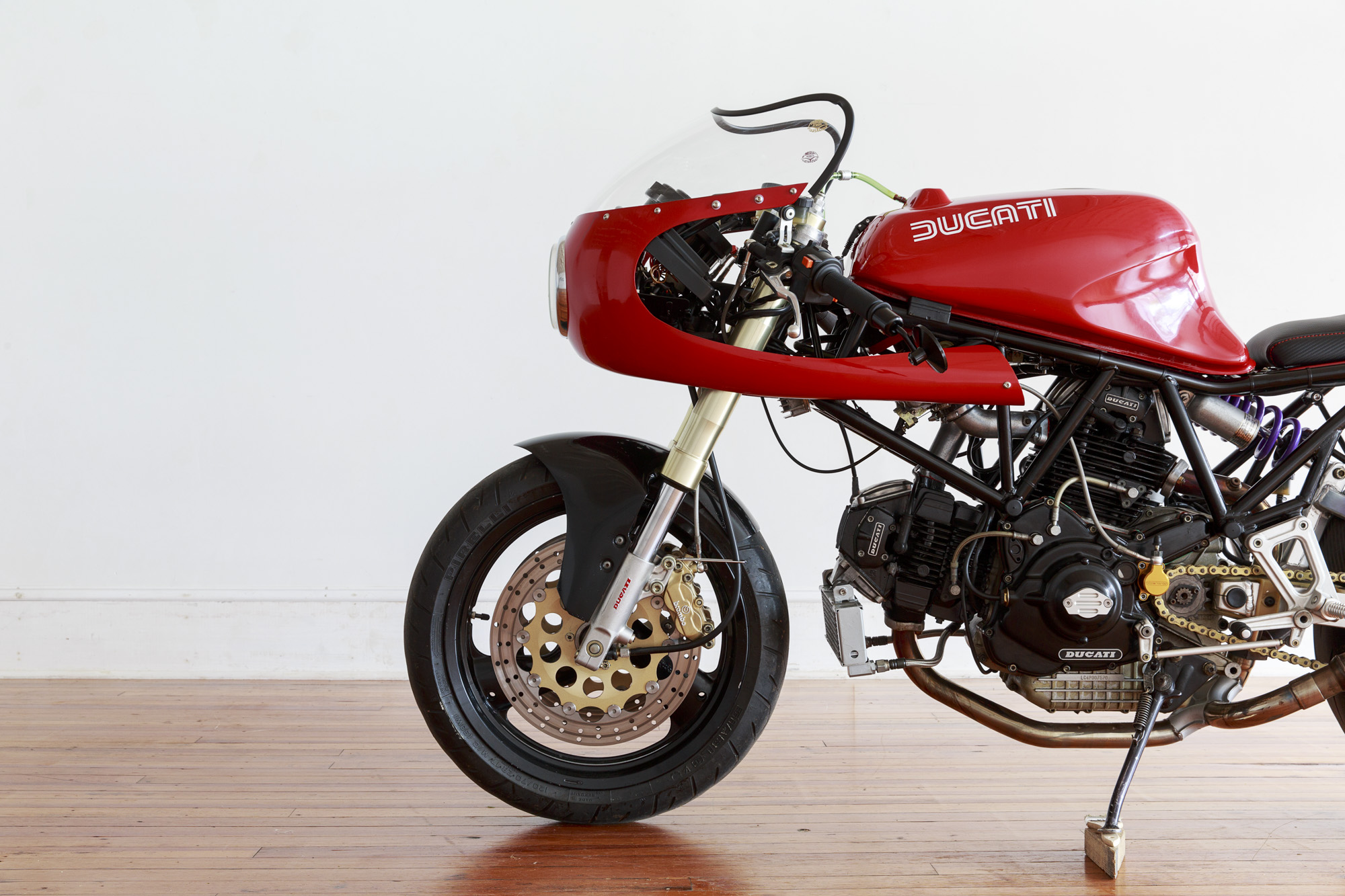 ducati 900ss cafe racer conversion