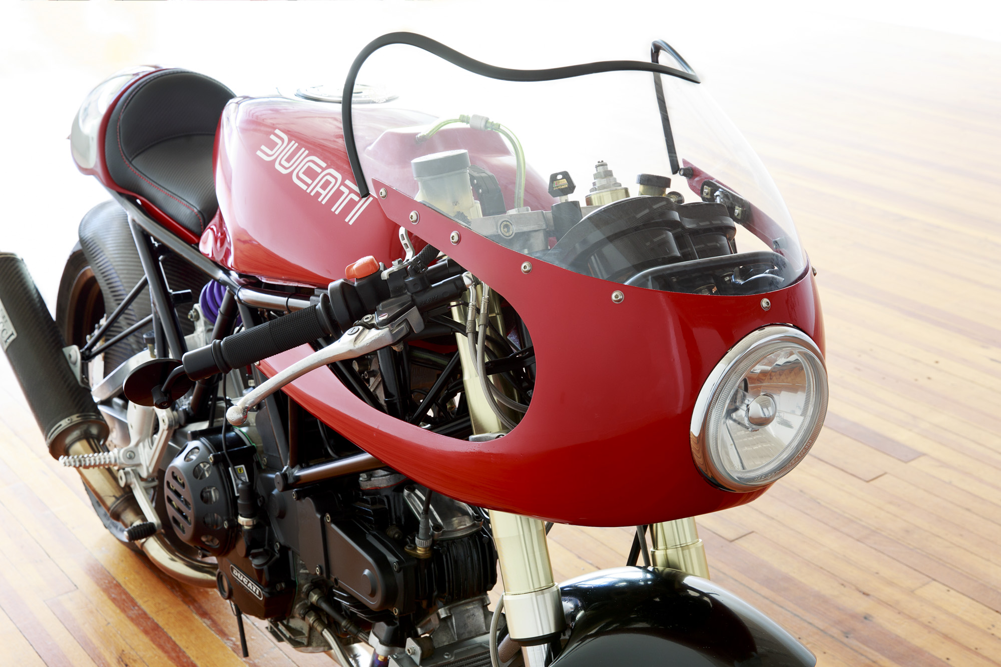 Ducati 900ss cafe racer fairing
