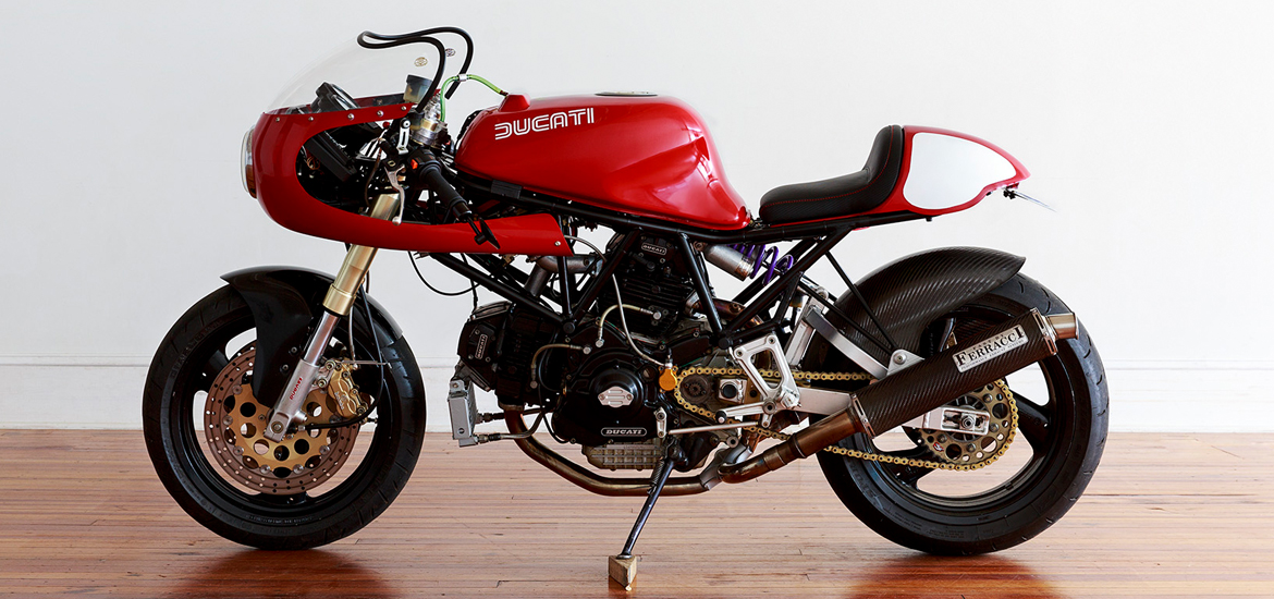 Simple and clean :: Ducati 900SS cafe racer