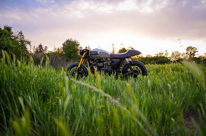 Custom Triumph Bonneville cafe racer