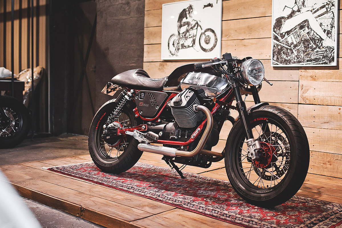 Moto Guzzi cafe racer goodness by BAAK Motorcyclettes - The Bullitt