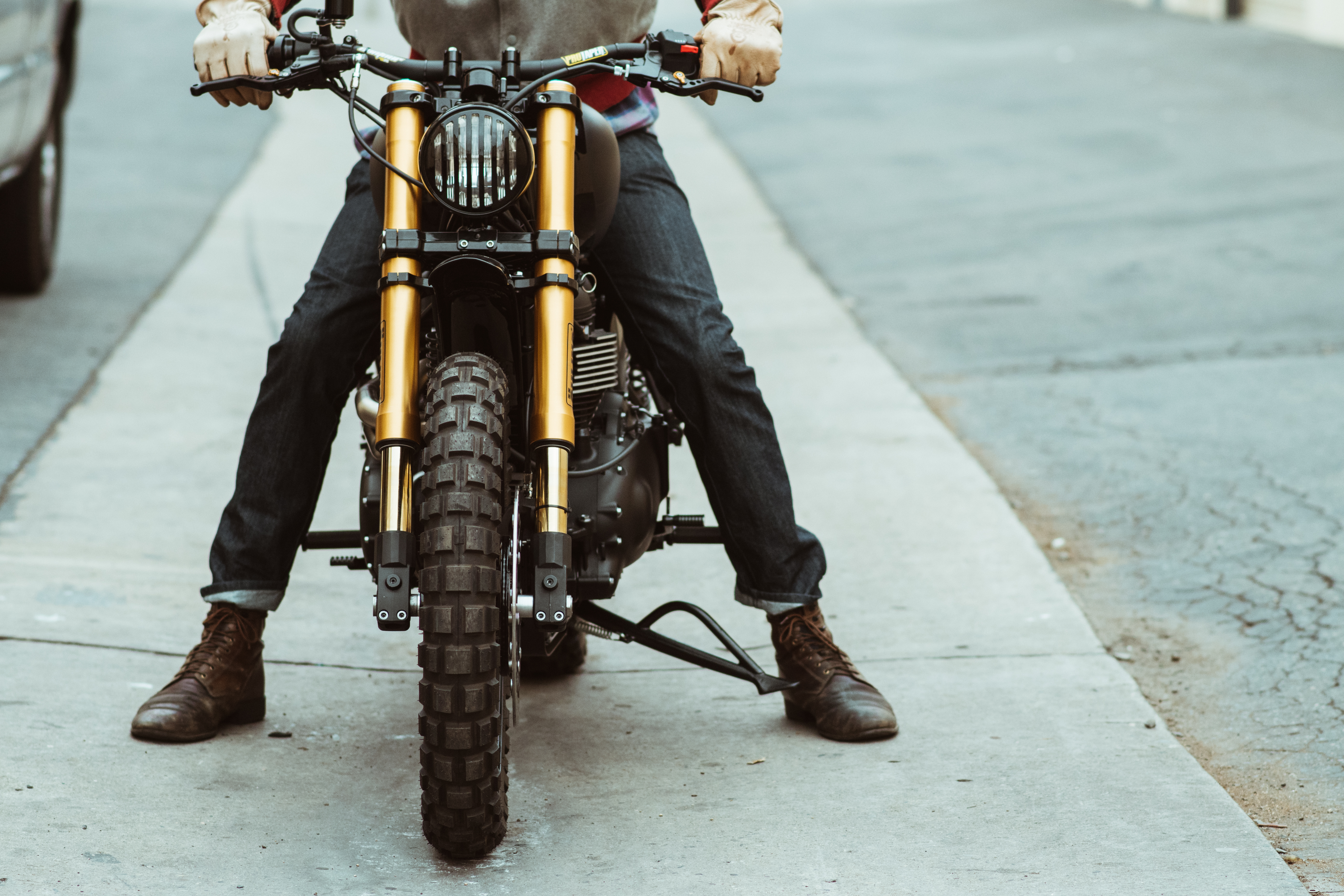 Seaweed and Gravel's custom Triumph Scrambler