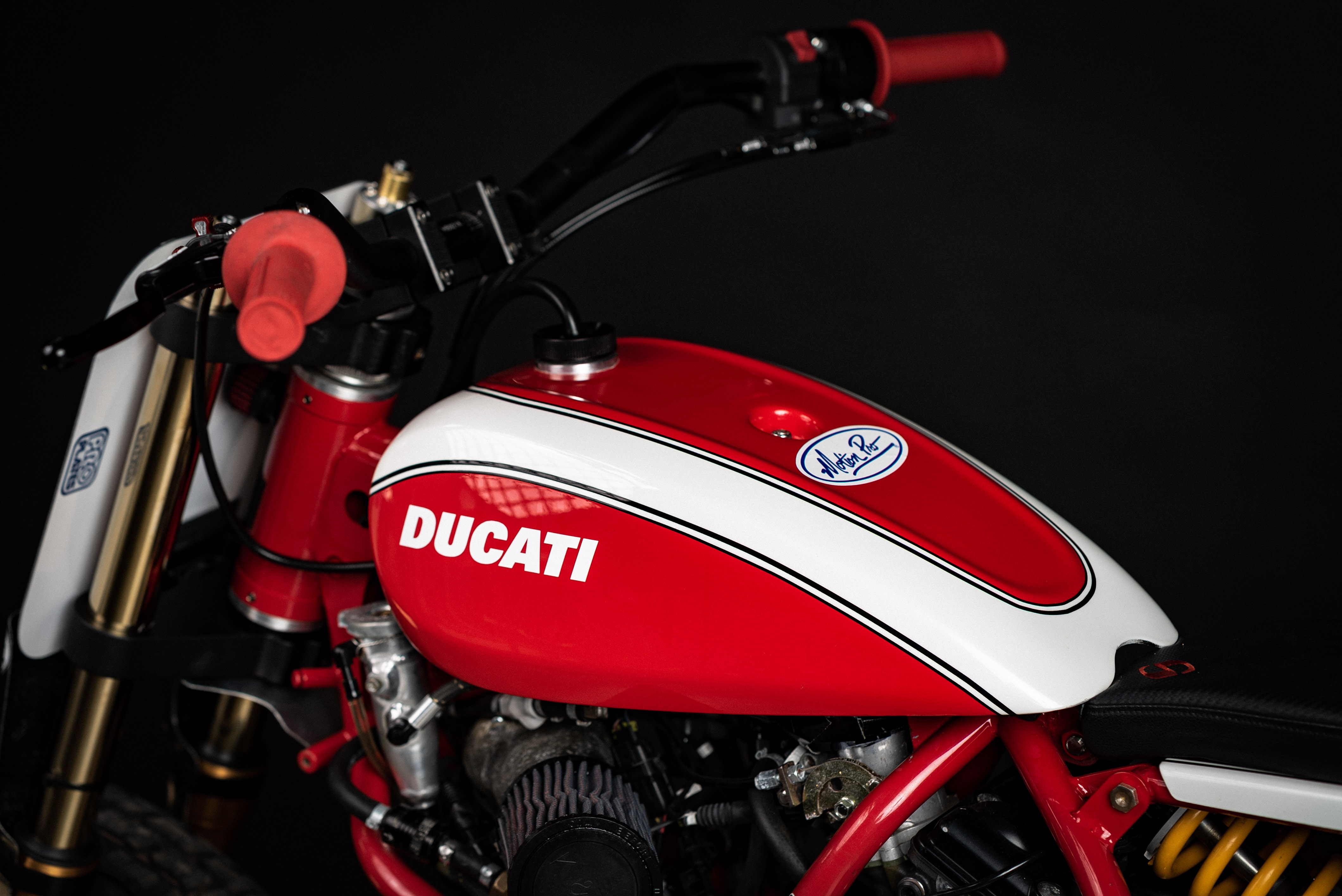 ducati monster flat tracker