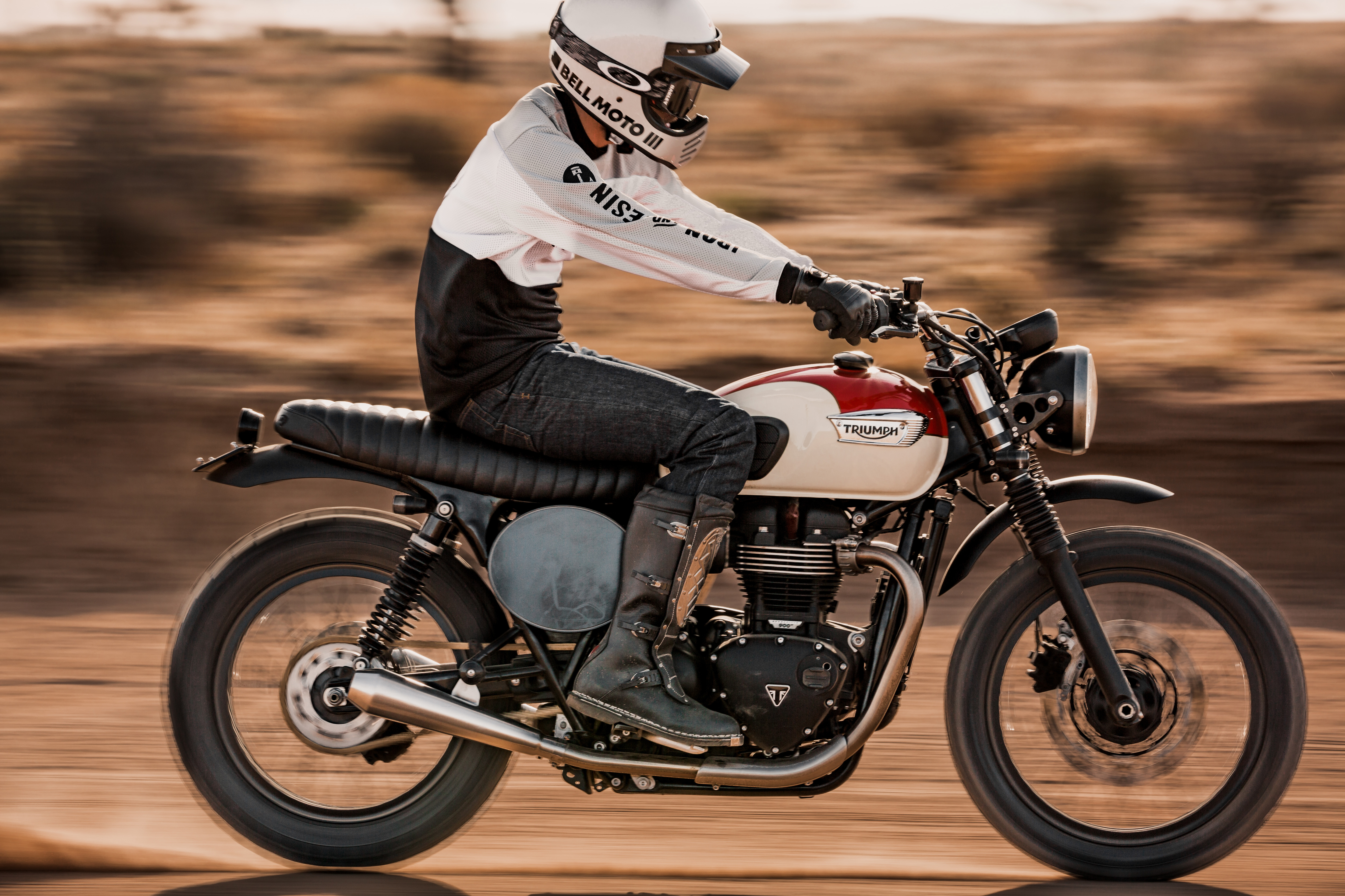 British Customs Triumph Street Twin Desert Sled