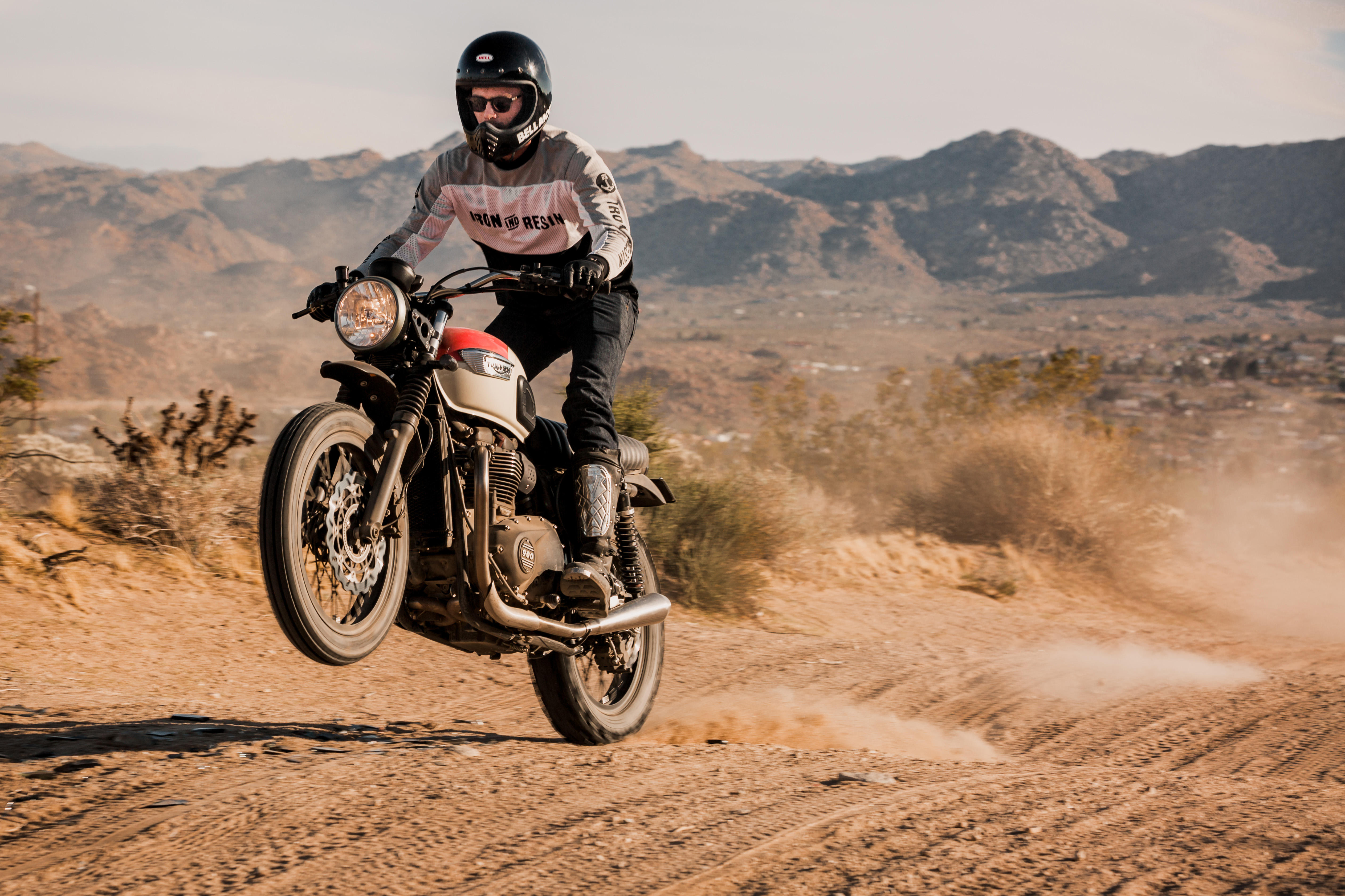 Triumph Street Twin Desert Sled wheelie