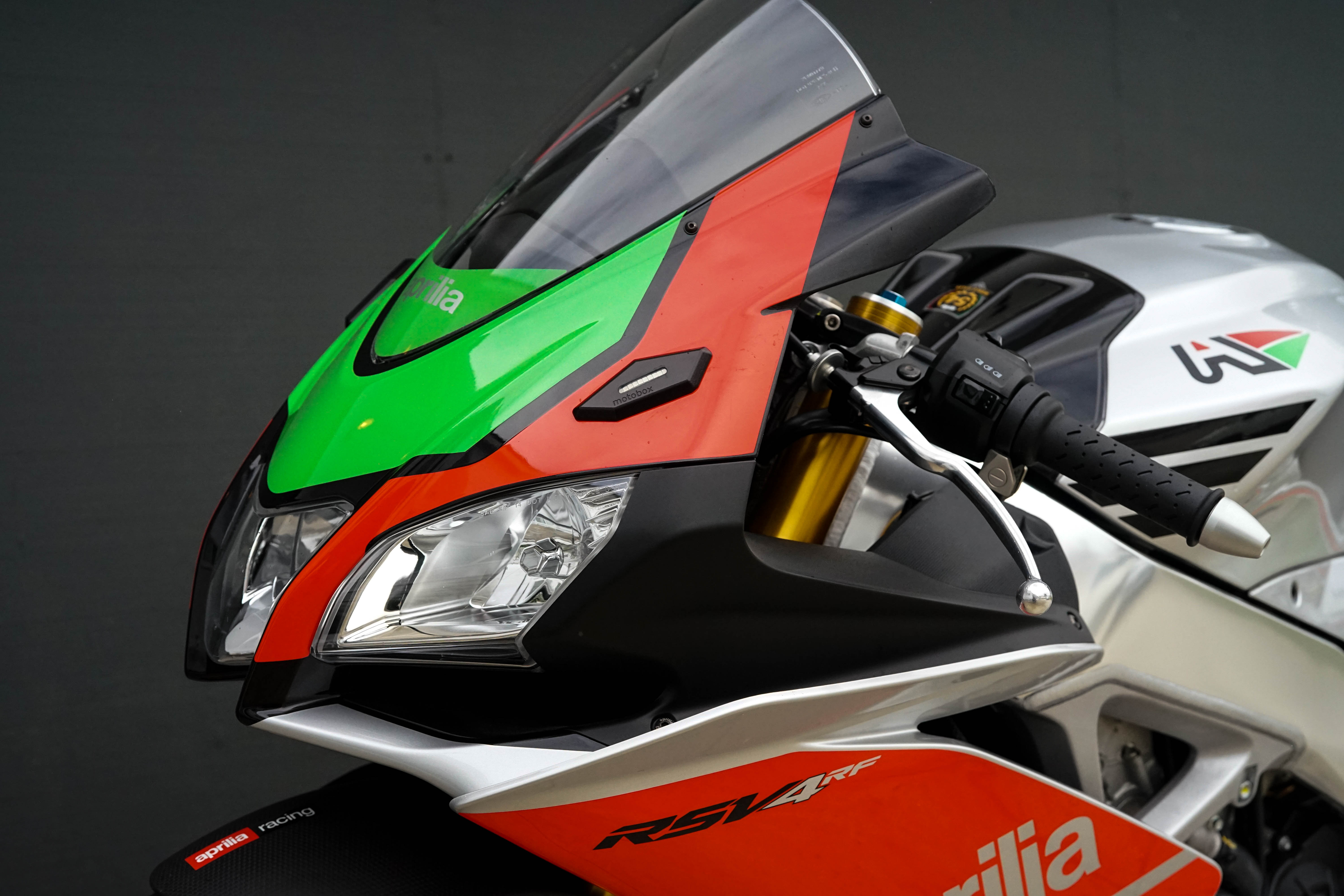 Aprilia RSV4 RF LE - Motobox blinkers