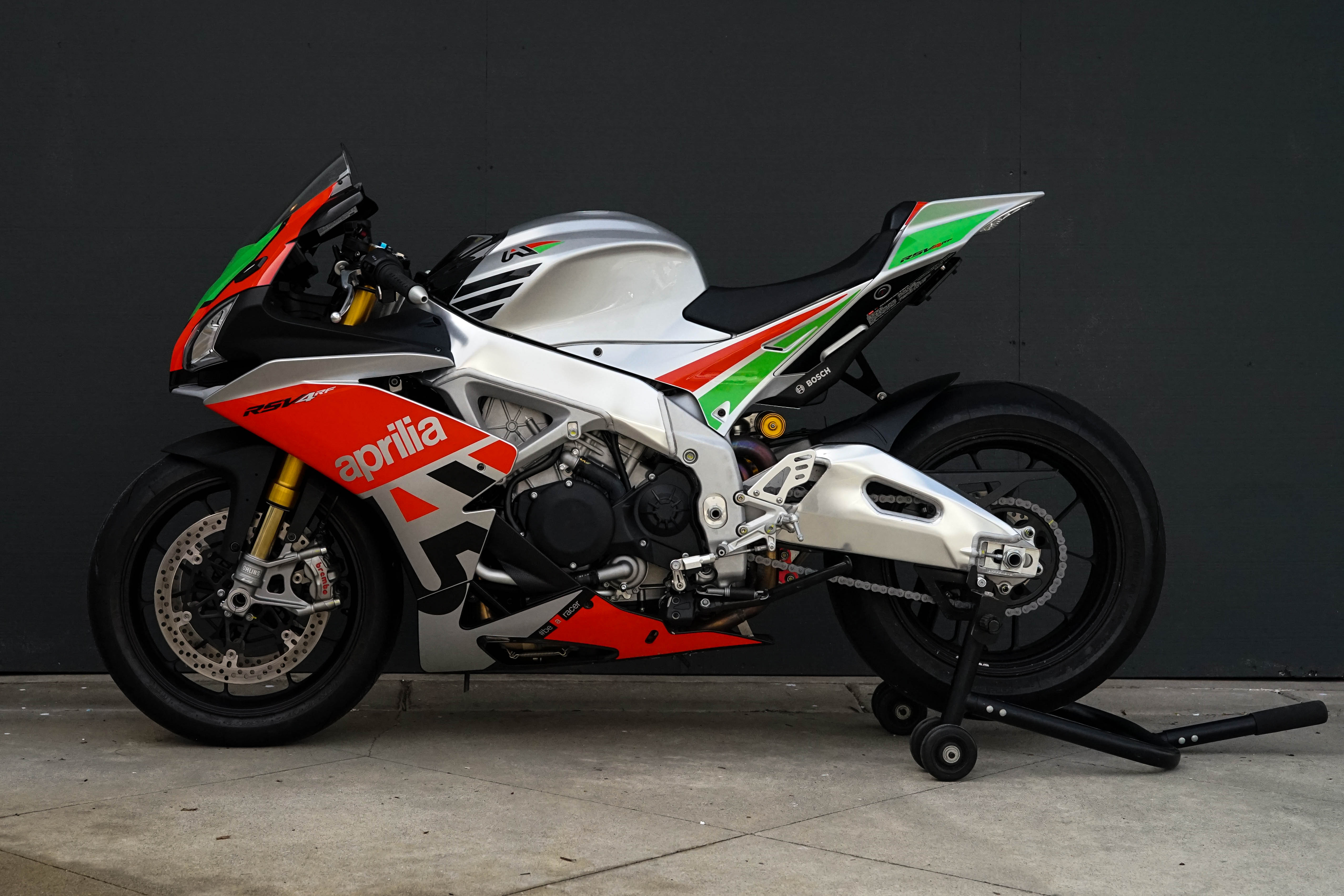 Bullitt LE Our Aprilia RSV4 RF Limited Edition custom The Bullitt