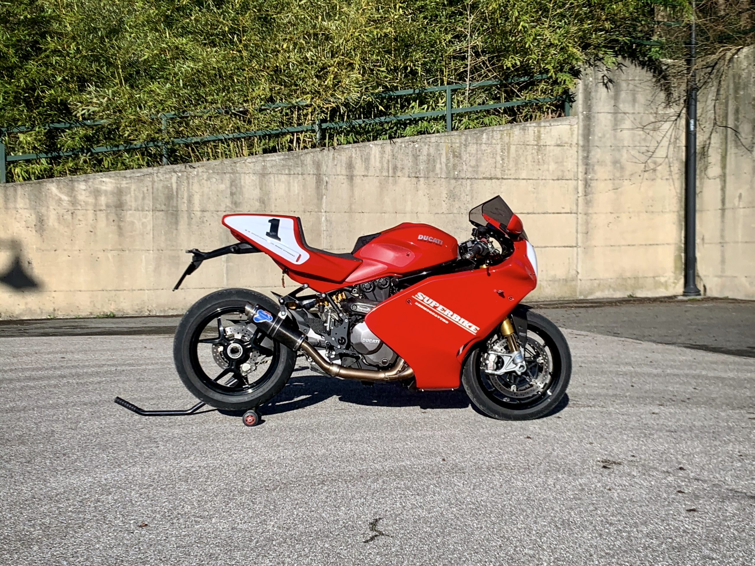 Ducati Monster 1200S…Superbike?
