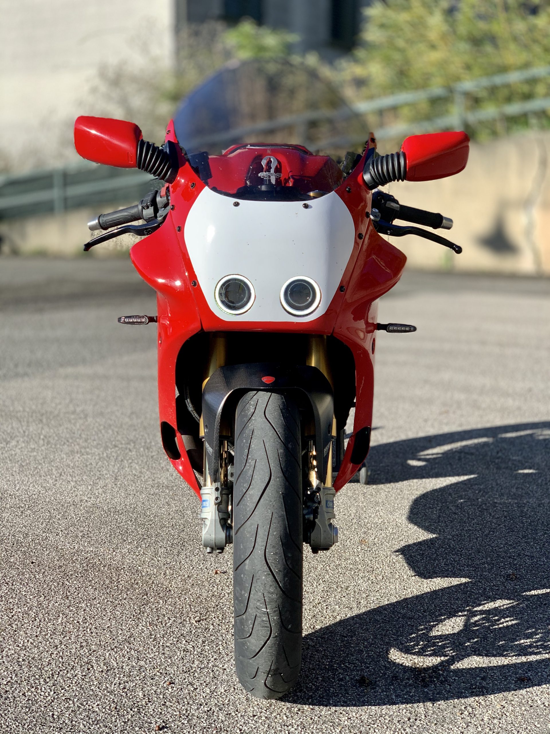 Custom Ducati front end cafe racer