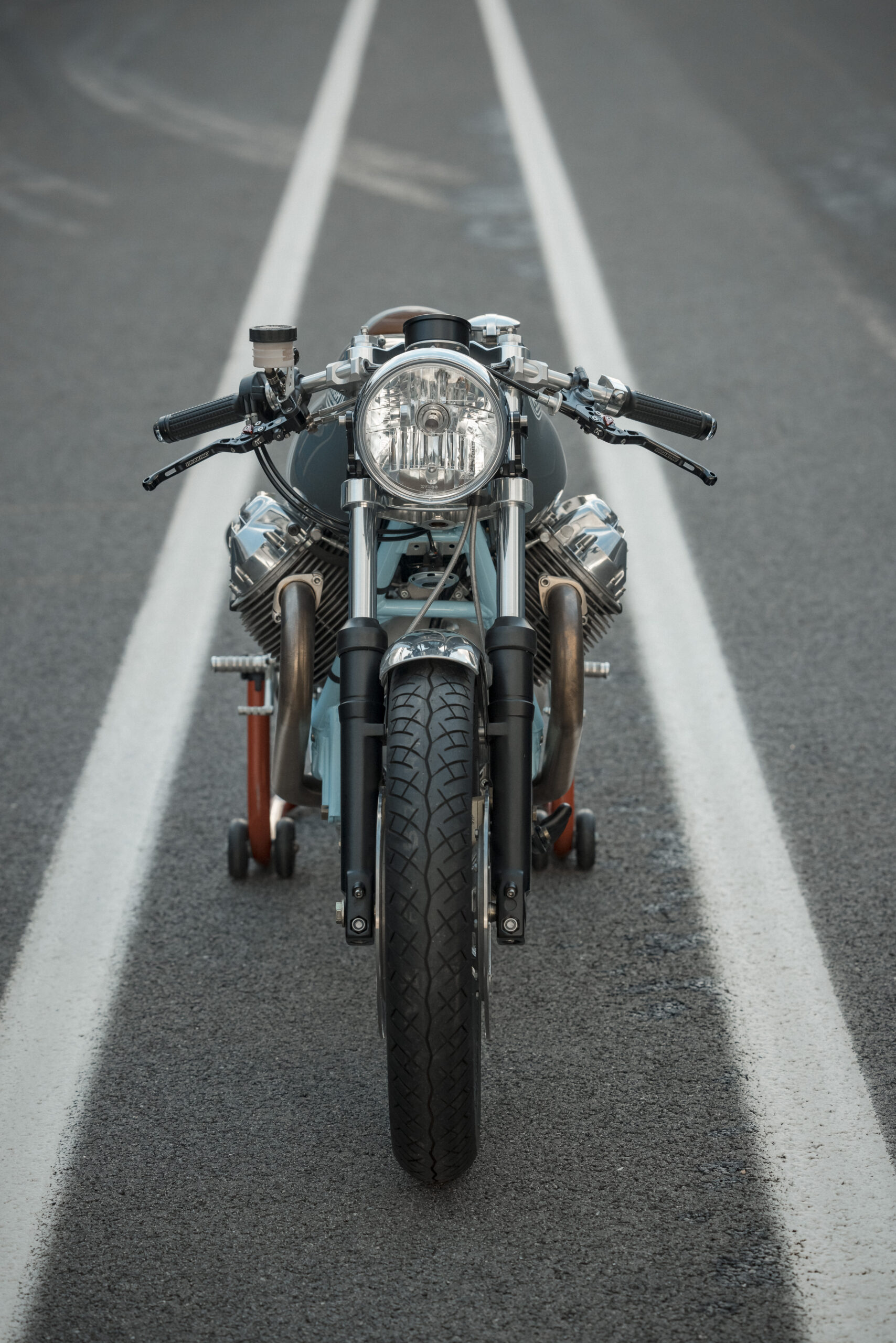 Maria Riding Company - Moto Guzzi cafe racer front end