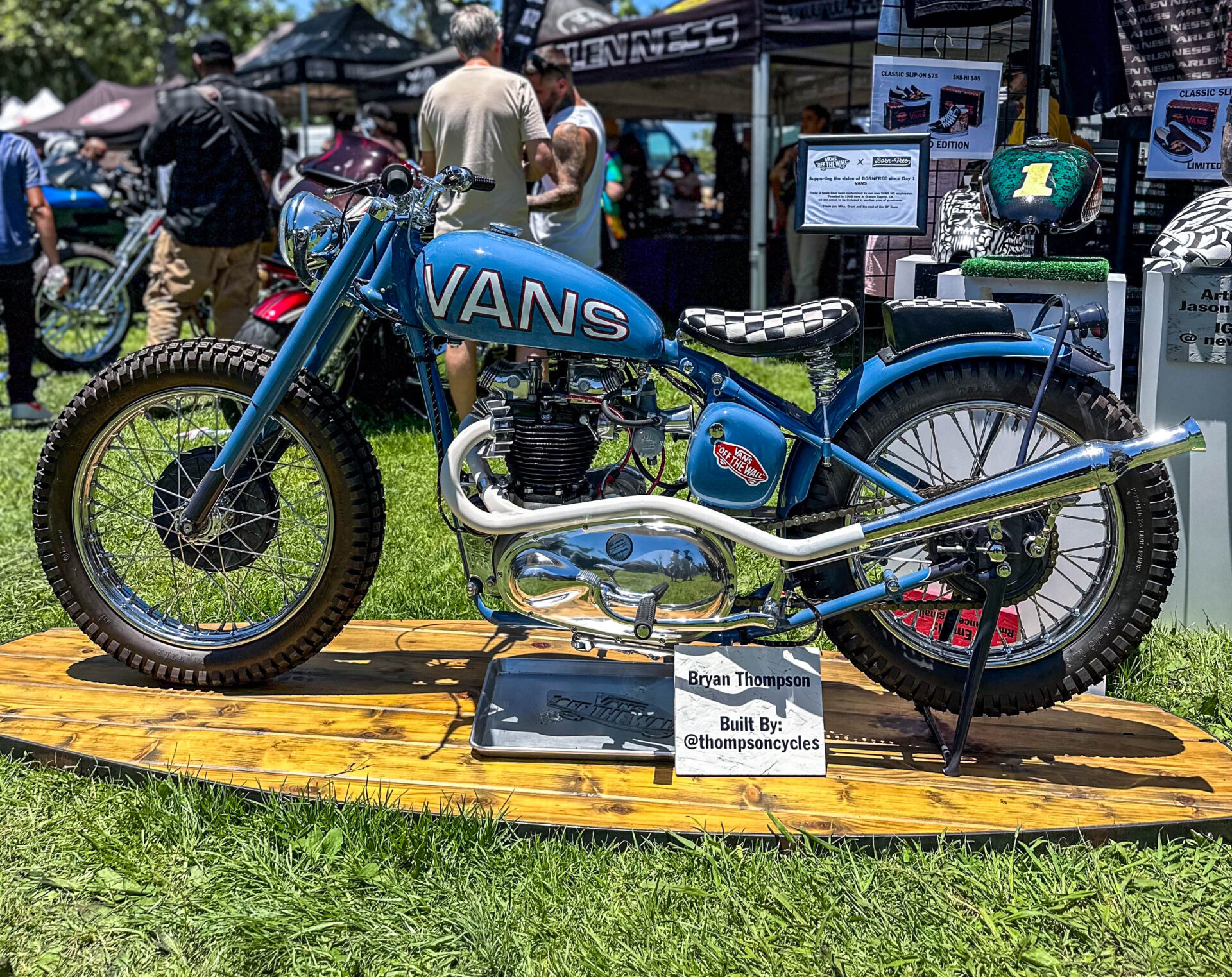 Bryan Thompson's vintage Triumph built for Vans at Born Free 15