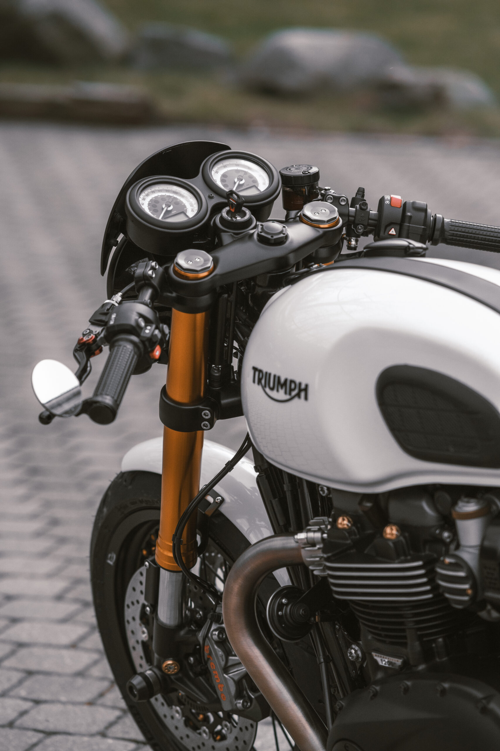 Front end shot of a Triumph Thruxton R by A&J Cycles